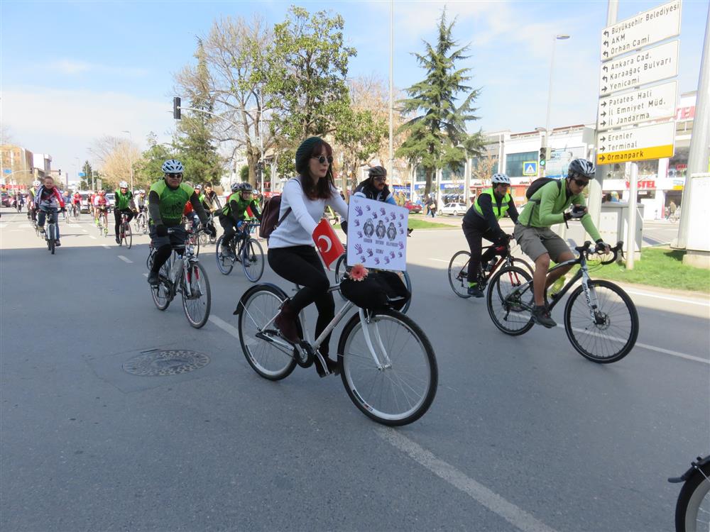 Dünya Kadınlar Günü Bisiklet Turu (5).jpg